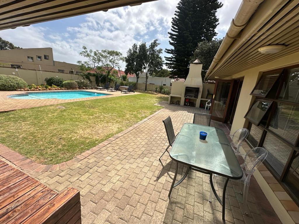 Vero Guest House Cape Town Exterior photo